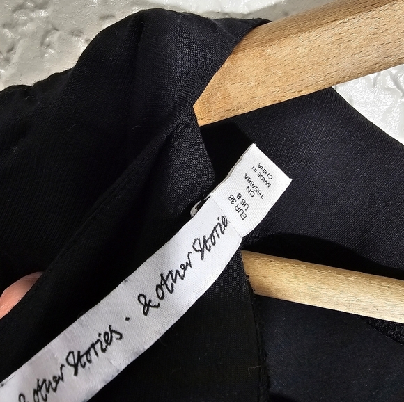 & Other Stories Solid Black Blouse - Picture 3 of 4